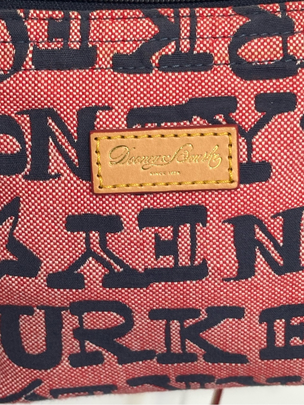 Y2K-era Dooney & Bourke Crayon Graffiti Hearts & Stars Pouchette Crossbody Bag - Picture 6 of 15